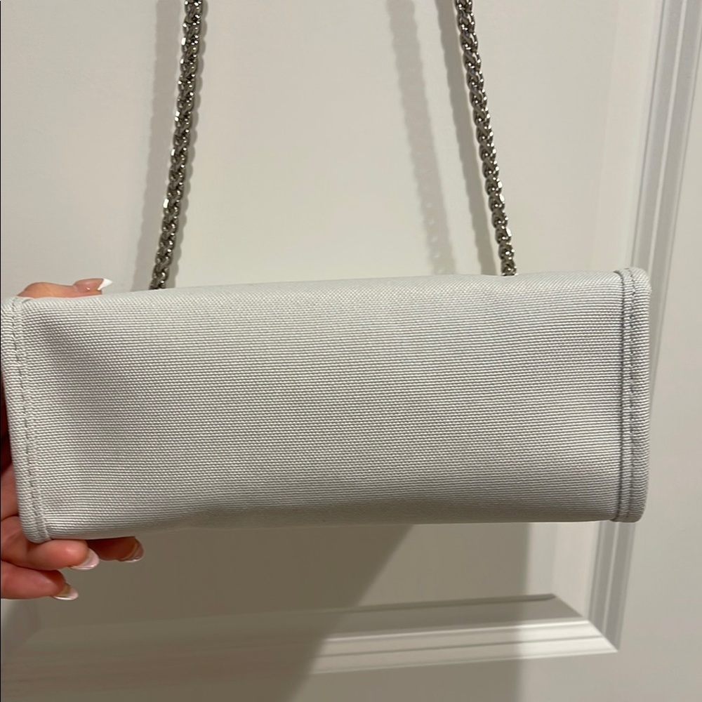 Dior White Cosmetic Bag with Textured Finish - Picture 7 of 14